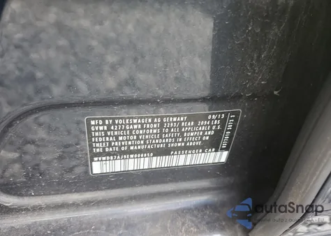 2014 Volkswagen Golf 2.5L z USA, uszkodzony, nr VIN WVWDB7AJ9EW006850